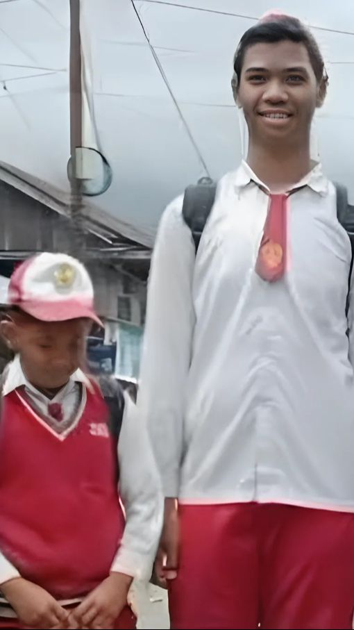 Fakta-fakta Siswa SD di Kerinci Tingginya 2 Meter, Kesulitan Cari Pakaian hingga Cita-cita Jadi Atlet Voli