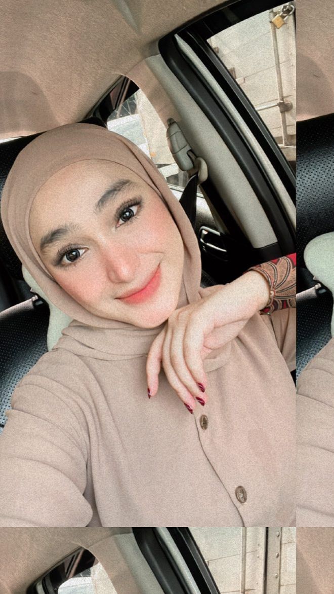 Sudah Diterima Keluarga, Begini Potret Santyka Fauziah Kekasih Sule di Resepsi Rizky Febian dan Mahalini