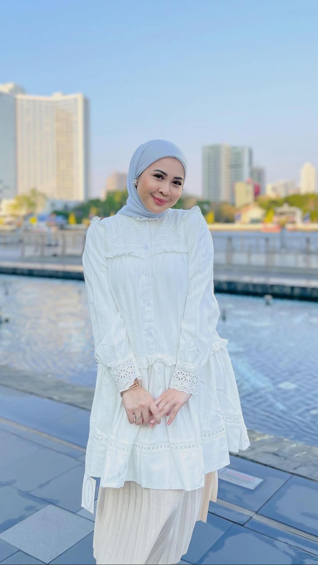 Jago Mix and Match Outfit, 8 Gaya Keisha Ratuliu Ini Kerap Jadi Panutan