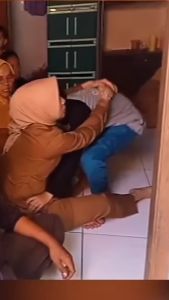 Viral Bocah Diduga Depresi Usai Ponsel Hasil Menabung Dijual Ibu, Dapat Bantuan Jokowi