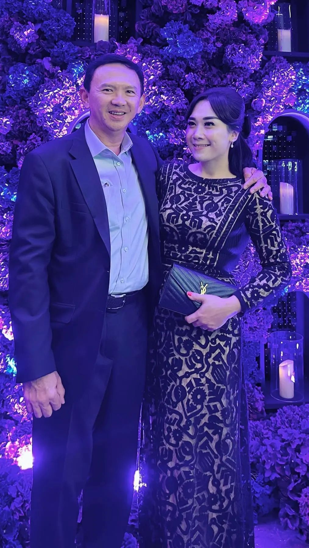 Ahok dan Puput pun tak sungkan memamerkan kemesraan mereka di media sosial