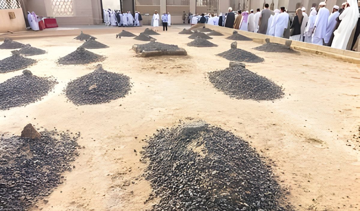 Makam Baqi Tidak Memakai Nisan