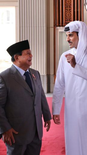 Reaksi Terkejut Emir Qatar Saat Prabowo Kenalkan Gibran sebagai Wapres