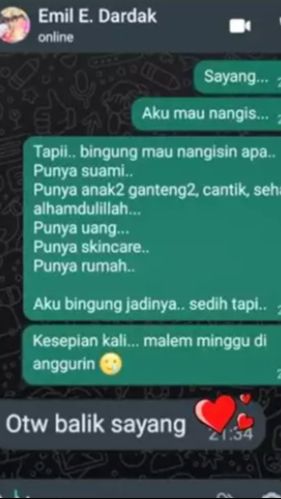Beberapa waktu lalu, Arumi Bachsin membagikan momen romantis sang suami yang gercep pulang ke rumah kala ia merasa kesepian