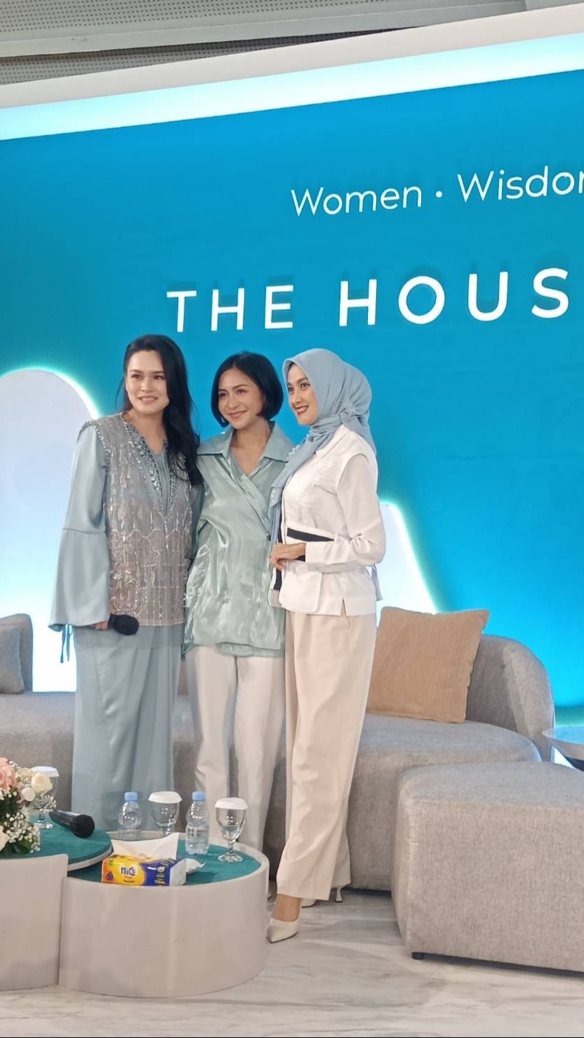 Caca Tengker Bagikan Tips Tampil Percaya Diri dengan Personal Color