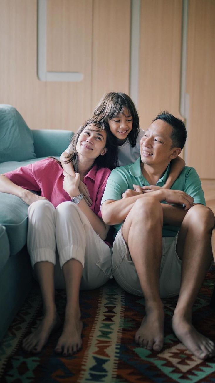 Agus Ringgo Unggah Wajah 'Horor' Sang Istri Saat Dampingi Anak kerjakan PR