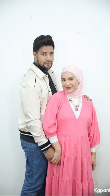 Teka-Teki Senyum Ammar Zoni Respons Kabar Irish Bella Dijodohkan Netizen +62 dengan Abidzar