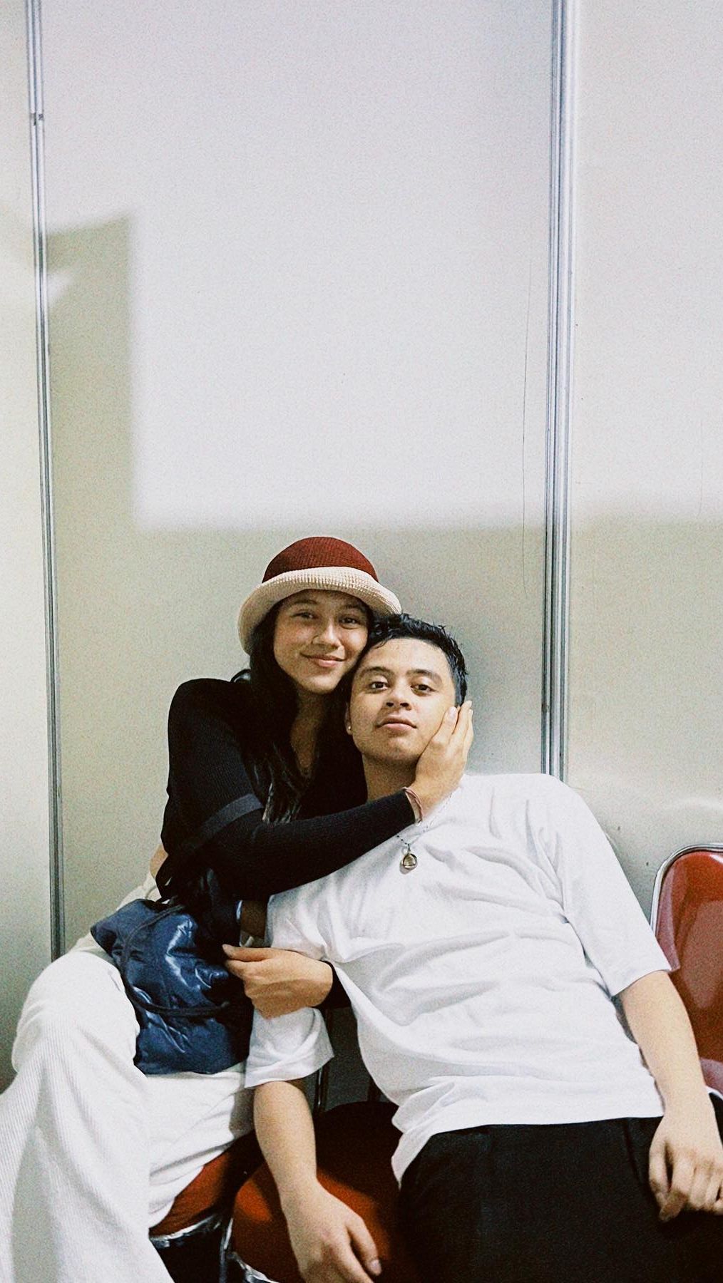 Bastian dan Sitha diketahui sudah berpacaran selama lebih dari 4 tahun