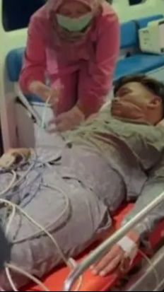 Kondisi kesehatan Ruben Onsu yang tiba-tiba menurun hingga harus dilarikan ke rumah sakit, membuat para penggemarnya merasa khawatir