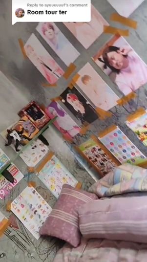 Dan ini adalah area kamar tidur di lantai dua yang penampakannya tak jauh berbeda dari kamar lainnya. Bahkan tak netizen yang berharap ada yang memberikan donasi melihat unggahan tersebut