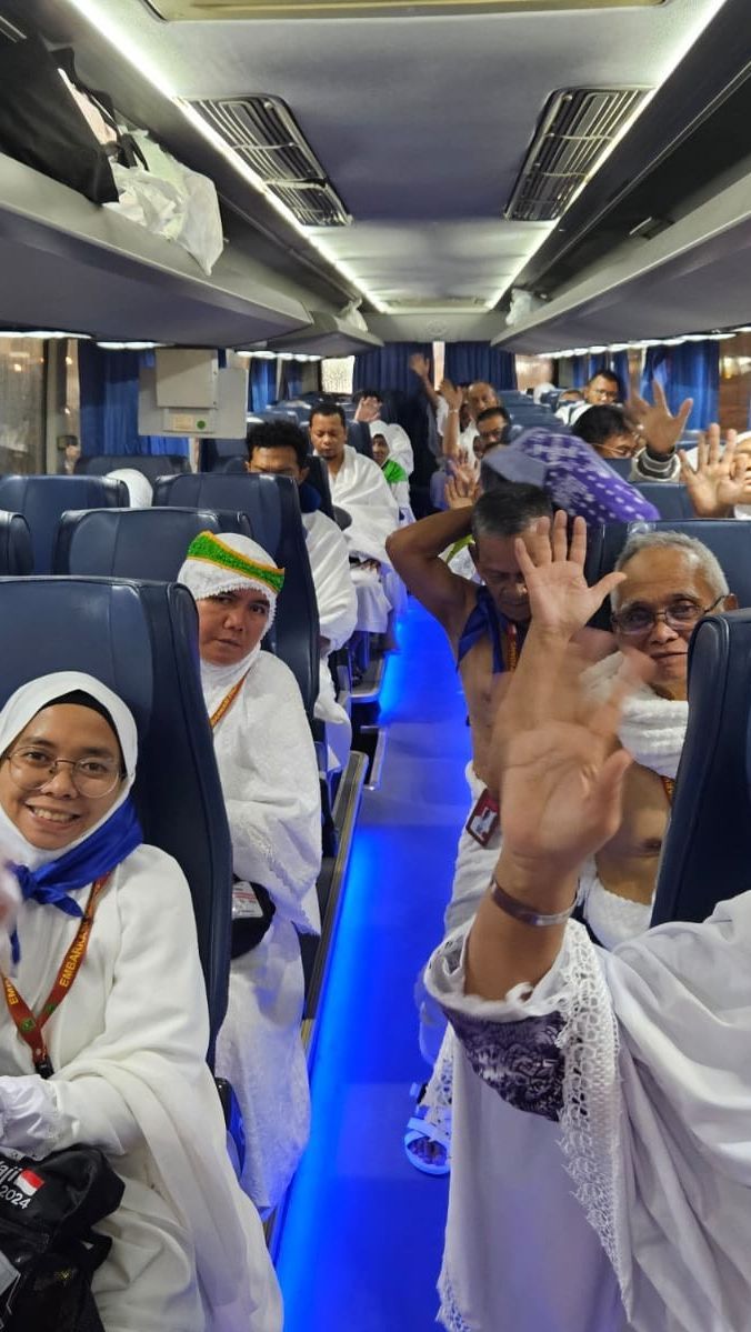 Keberangkatan Gelombang 2 Dimulai, Jemaah Haji Diminta Pakai Pakaian Ihram Sejak di Embarkasi