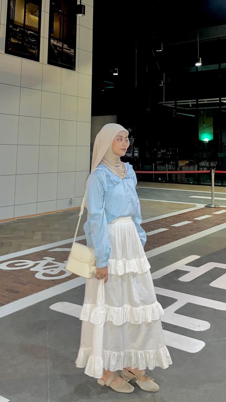 Perpaduan Baby Blue dan Putih