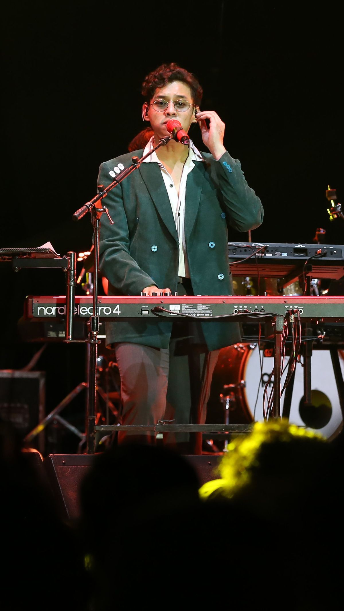 Penampilan Ardhito Pramono di Java Jazz 2024, Bawakan Lagu Baru dari Roadtrip, Bikin Penonton Hanyut