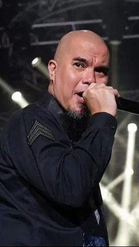 10 Potret Meriahnya Pesta Ultah Ahmad Dhani ke-52, Gaya Mulan Jameela Jadi Sorotan