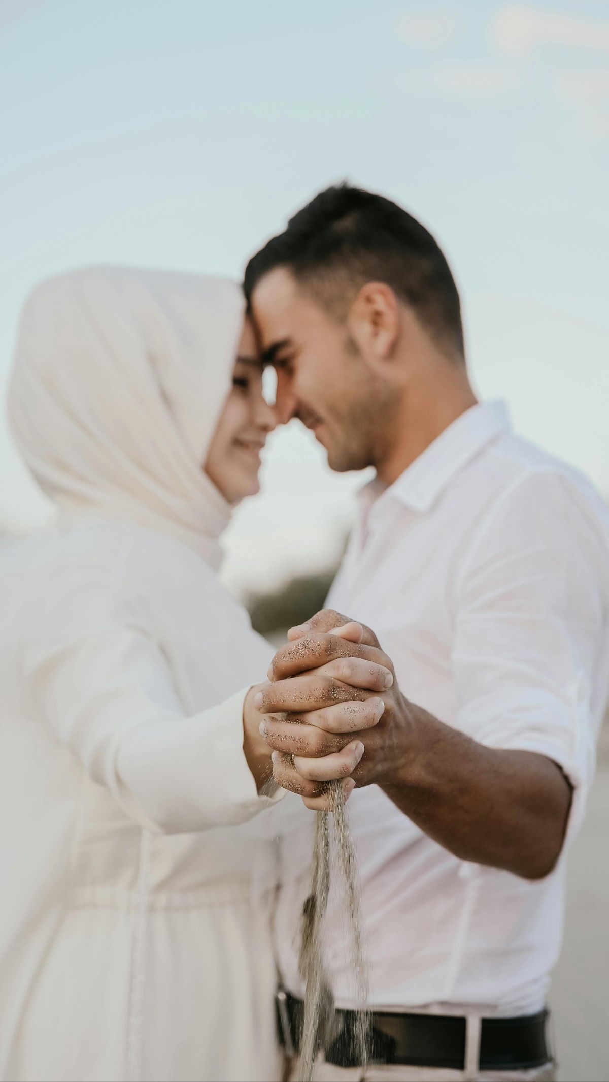 4 Doa Suami Istri agar Dijauhkan dari Hal Buruk, Penting Diamalkan dalam Kehidupan Sehari-hari