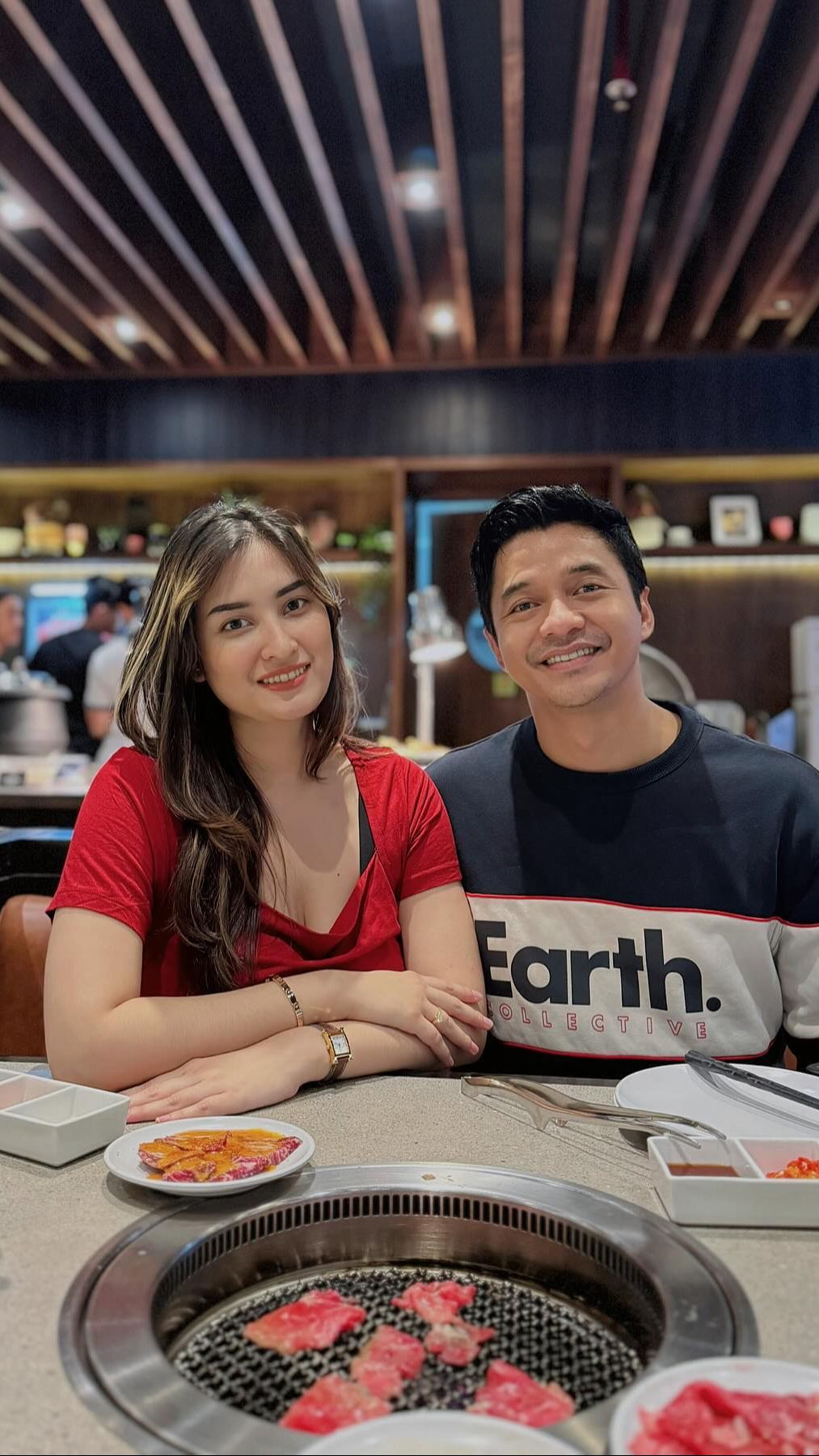 Jago Masak Porsi Besar, 8 Potret Angbeen Rishi Istri Adly Fairuz, Kini Punya Bisnis Ratusan Orderan
