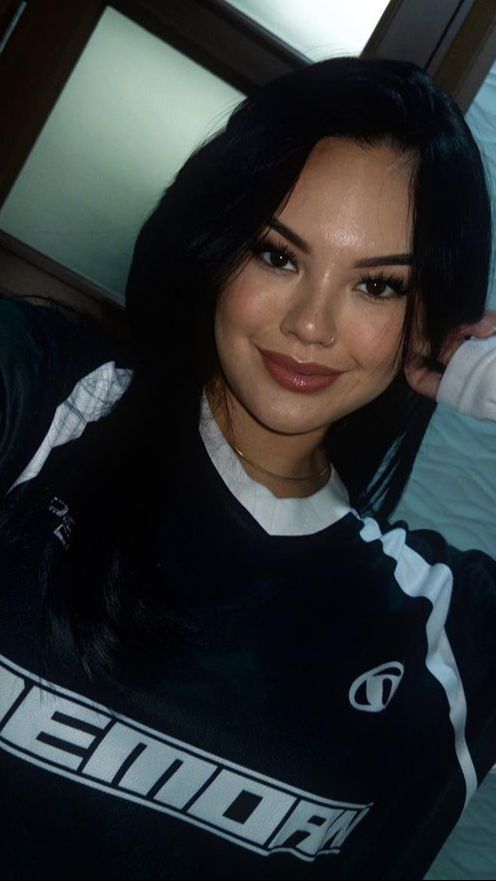 Bahkan, Zahwa dan Shafa mirip wanita blasteran ya!