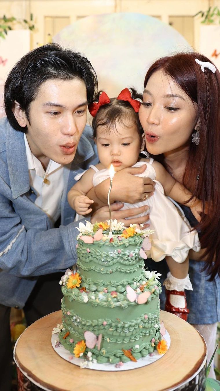 Potret Dekorasi Ultah Anak Julian Jacob dari Styrofoam yang Dihias Sendiri, Keren Banget!