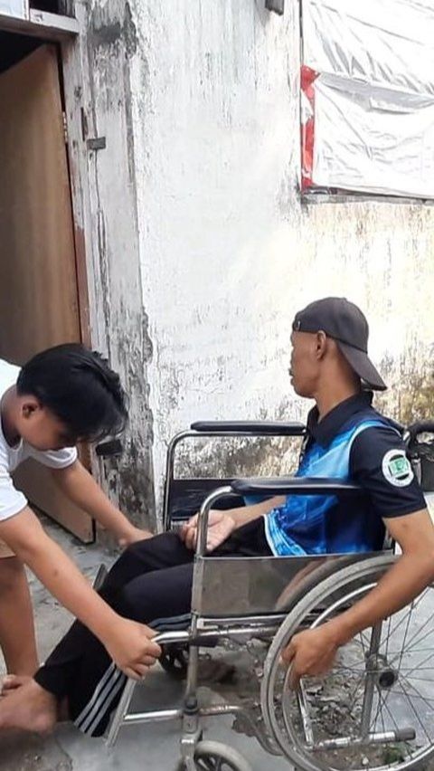 Dulu Tinggal di Gubuk Tanpa Atap! Intip 8 Potret Rumah Adit, Bocah Kediri yang Rawat Ortu Stroke Usai Direnovasi Donatur
