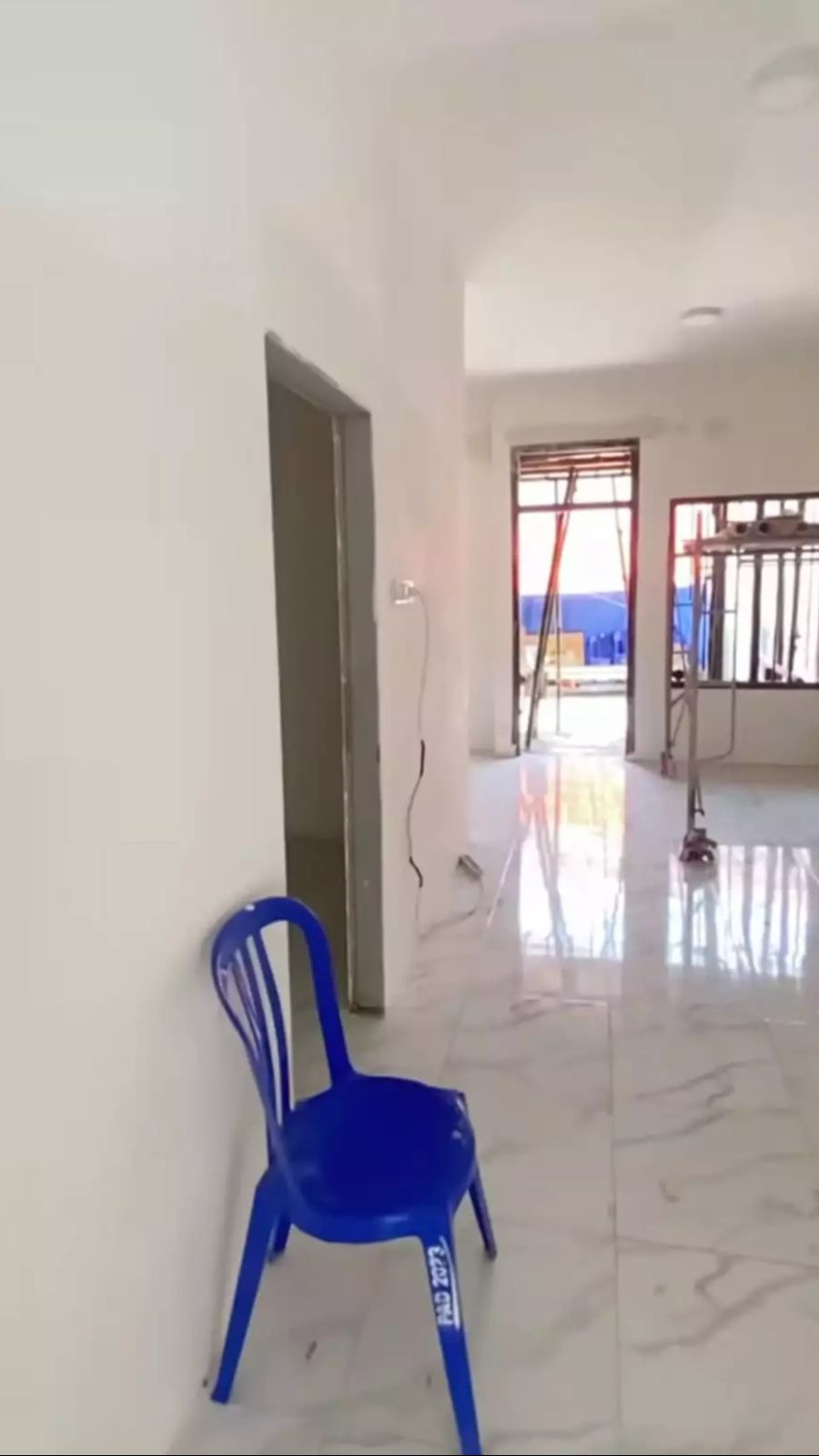 Tampak rumah semakin terlihat luas dan nyaman.