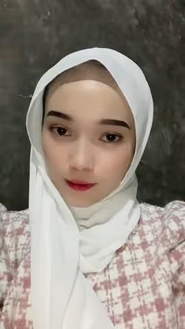 Gadis Cantik Bikin CV Malah Typo Sampai Susah Tidur, Malu Serasa Mau Pindah Planet Saja