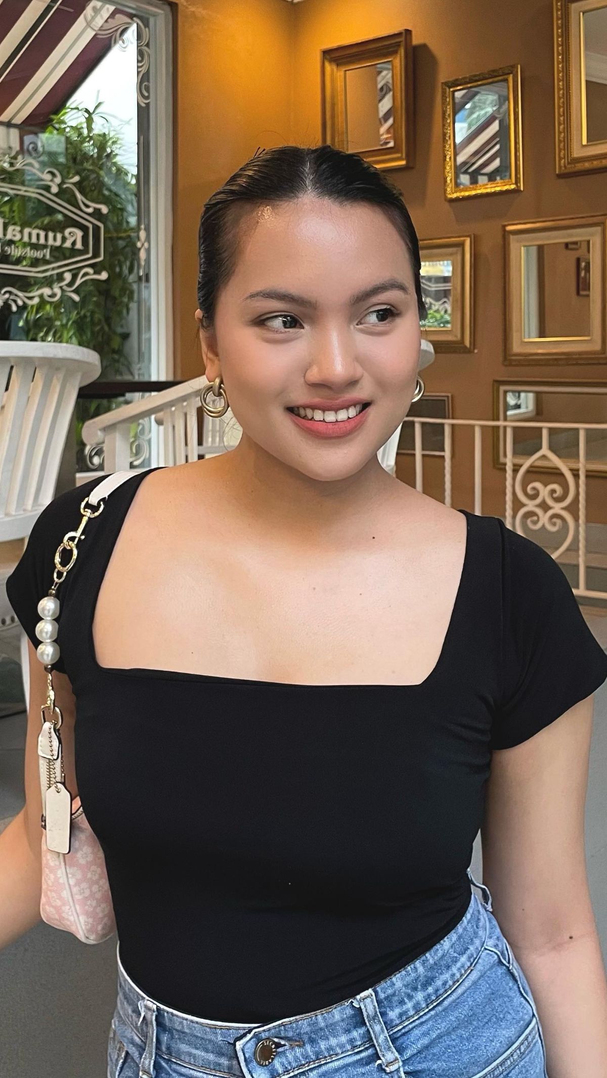 Inilah potret Ditha Rizky Amalia kekasih Dustin Tiffani.