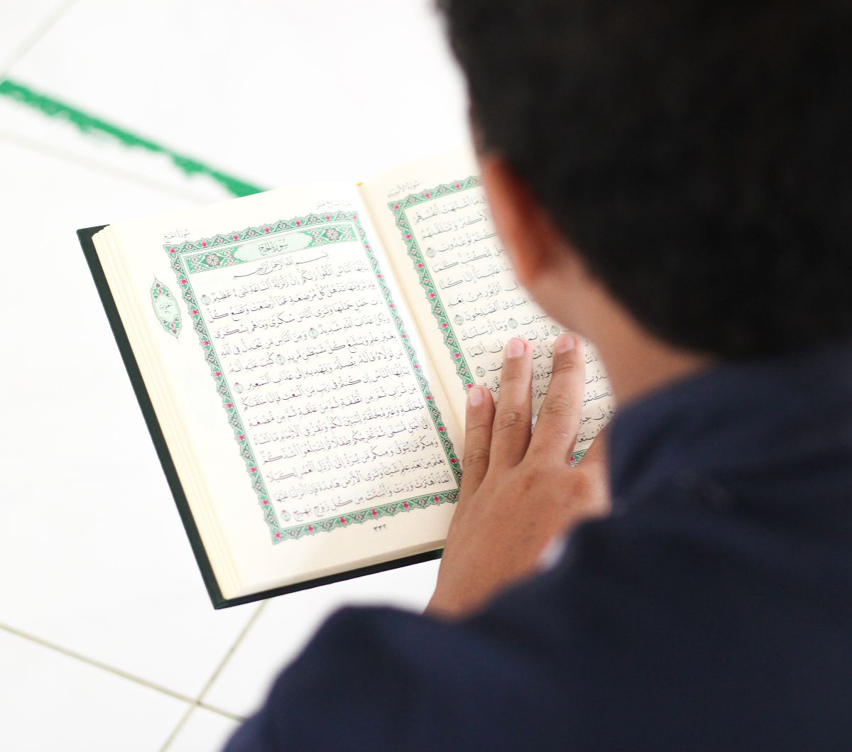 40 Quotes Motivasi Menghafal Al-Qur'an, Menginspirasi Dan Menguatkan ...