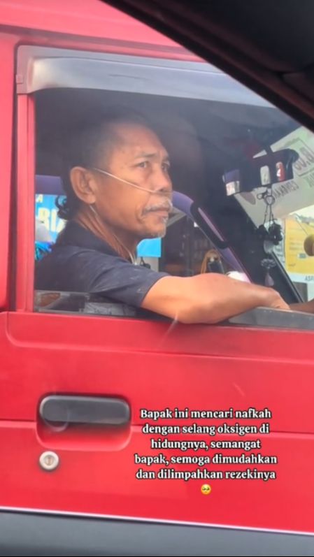 Cerita d Balik Viral Perjuangan Sopir Angkot Mencari Nafkah, Tetap Kerja Meski Pakai Selang Oksigen, Videonya Ditonton 6,8 Juta Kali
