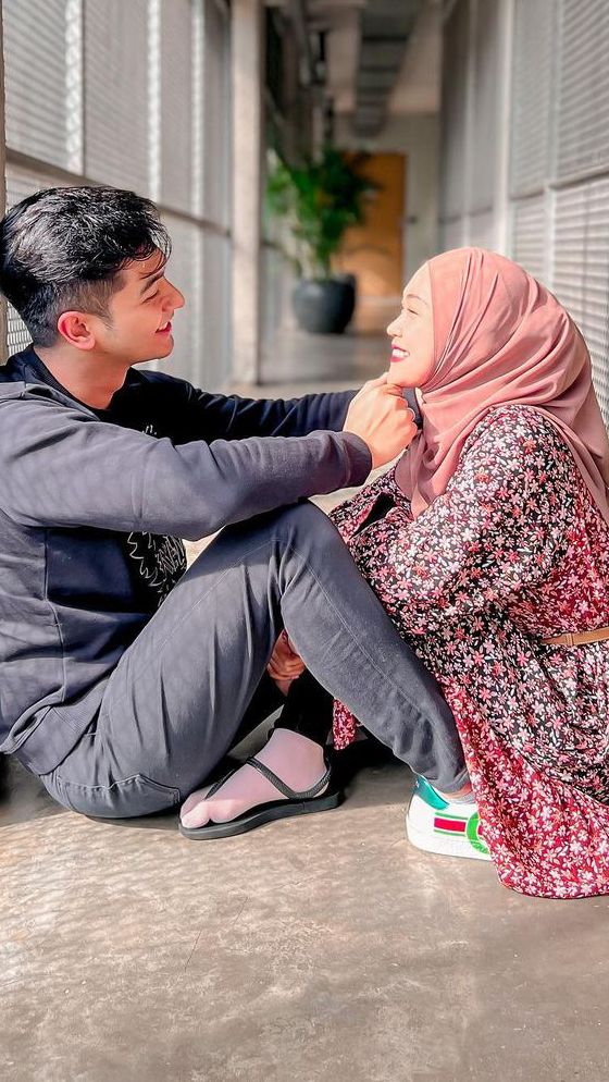 Tak Dapat Nafkah Batin, Begini Upaya yang Dilakukan Ria Ricis Buat Bangkitkan Gairah Teuku Ryan