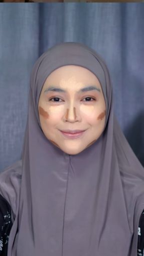 Beginilah potret Ria Ricis sesaat sebelum wajahnya dirias full makeup
