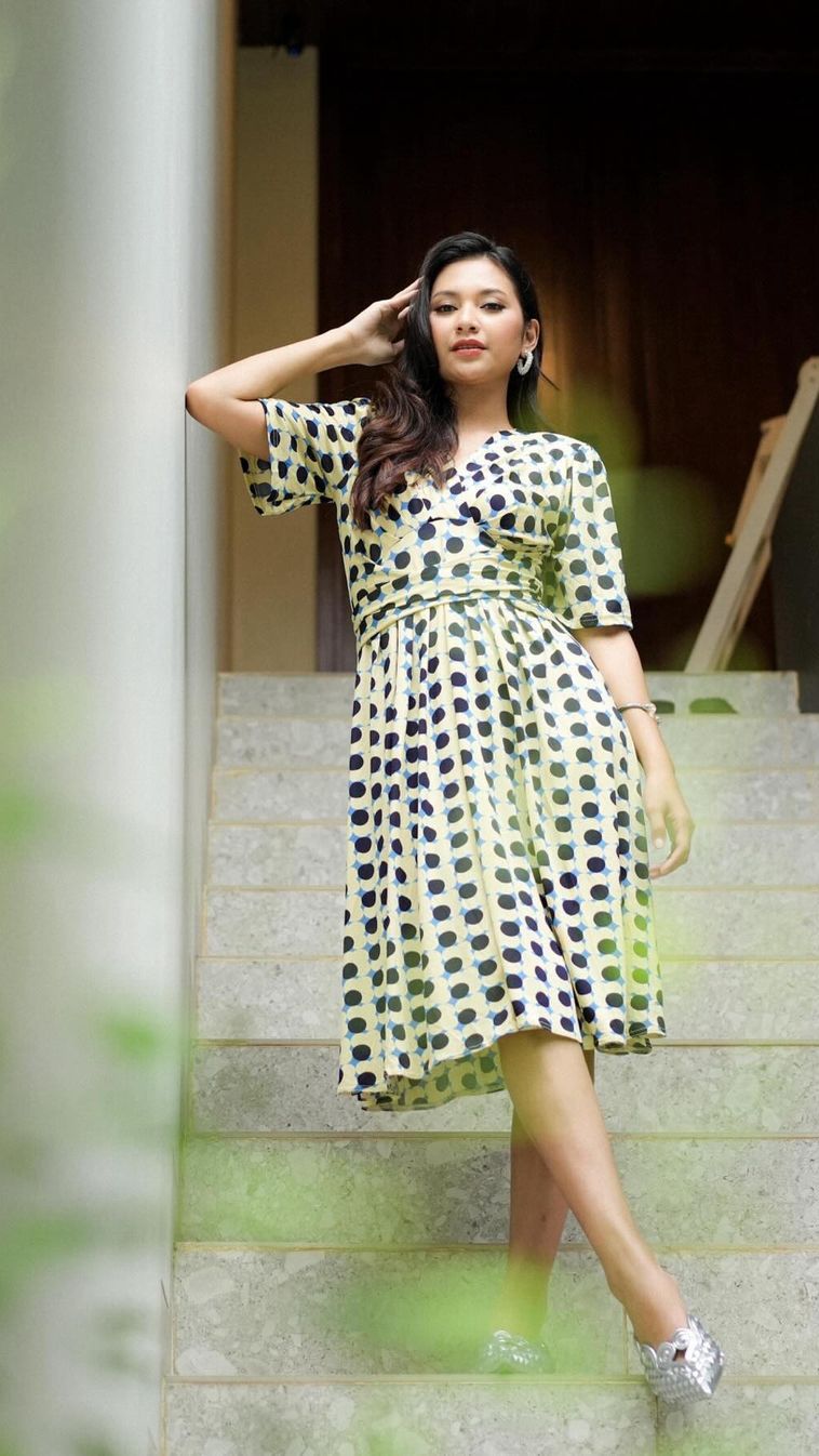 Pakai Dress Rp35 Ribu, Tengok Potret Style Keren Indah Permatasari