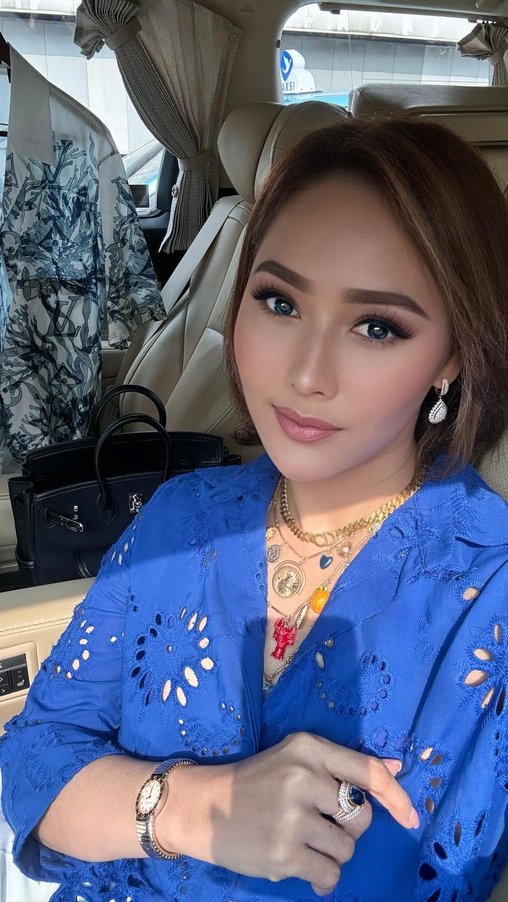 Inul juga tertarik dengan bisnis kuliner. Ia pun memiliki bisnis kuliner seperti Inul Food dan Inul Cake n Pastry hingga memiliki pabrik mi sendiri.
