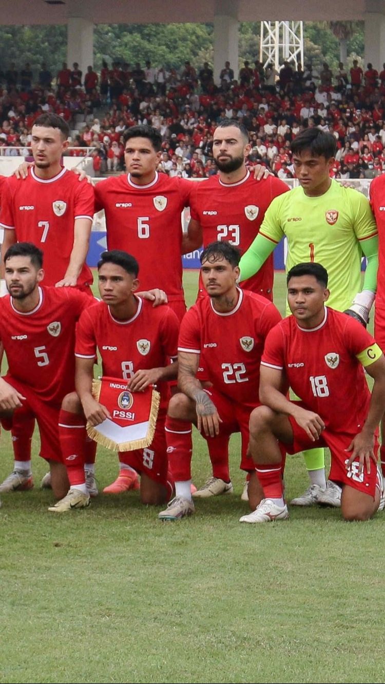 Viral Bung Towel Dilempar Botol Saat Nobar Timnas Indonesia Vs Filipina