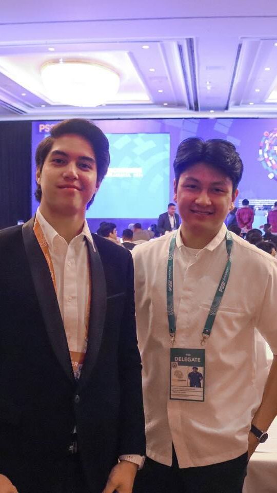 El Rumi ditunjuk sebagai presiden klub karena dianggap sebagai representasi anak muda di sepak bola Indonesia.