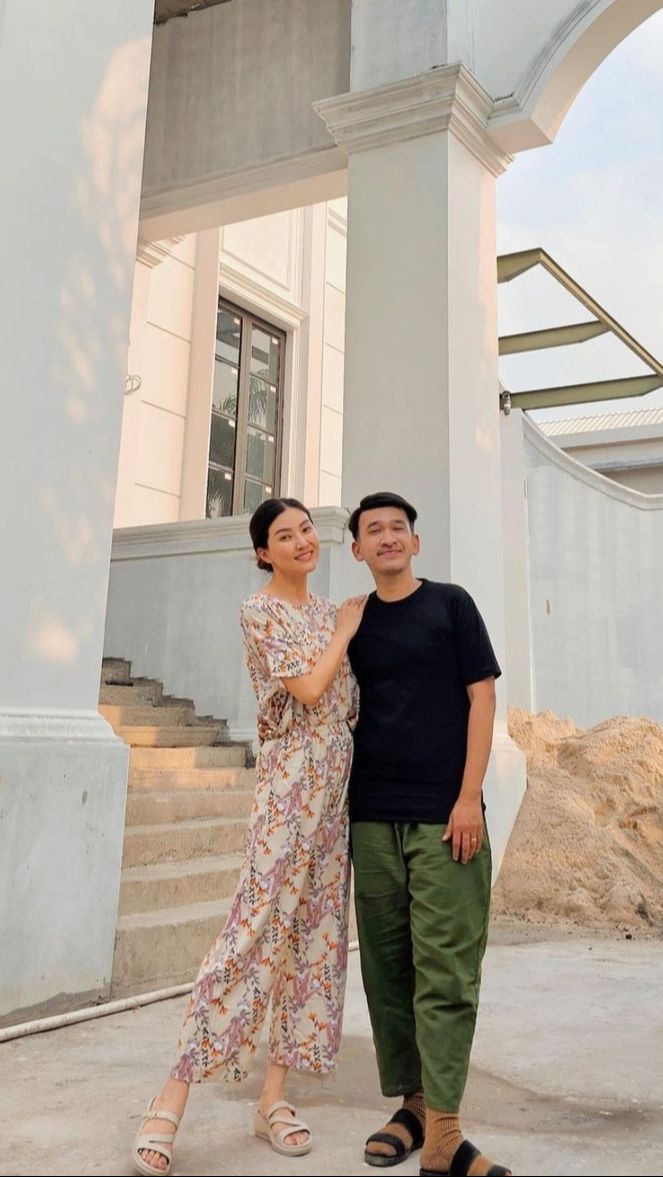Ruben dan Sarwendah belakangan ini memang jarang mengunggah potret kebersamaan mereka seperti dulu.
