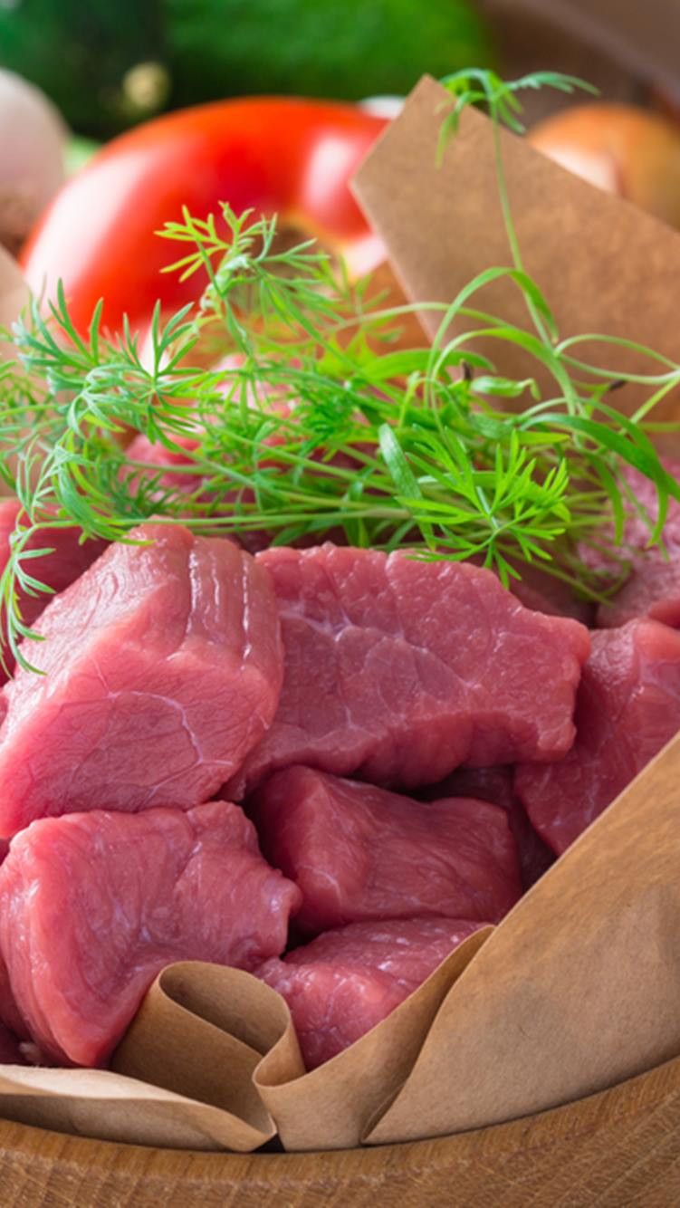 Alat dan Bahan untuk Merebus Daging Sapi