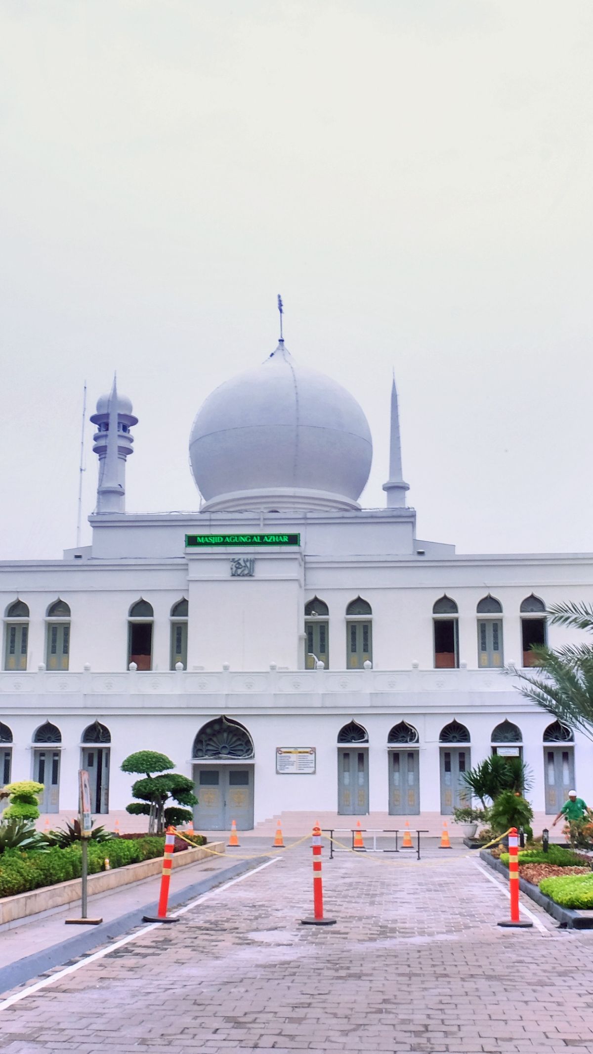 Masjid Agung Al Azhar Gelar Salat Iduladha Hari Ini