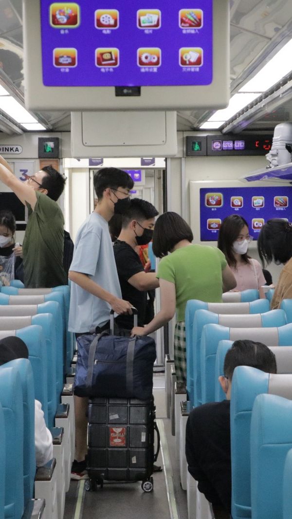 10 Kereta Api Paling Laris Terjual Selama Libur Idul Adha 2024