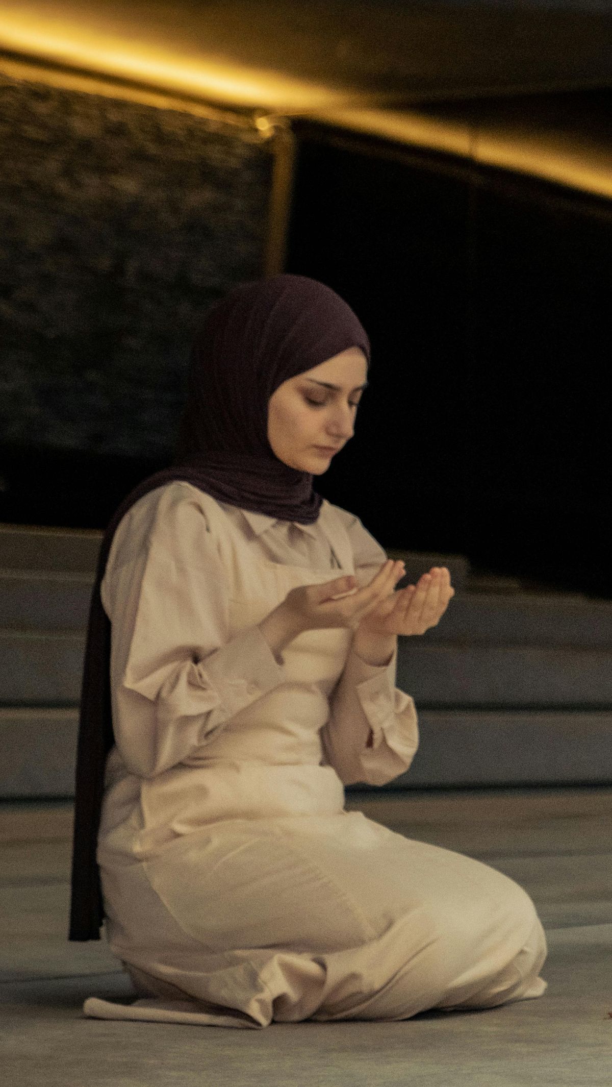 Ingin Doa Kamu Segera Diterima Allah SWT? Inilah Bacaan Doa Tawasul Hajat dan Cara-caranya Sesuai Ajaran Islam