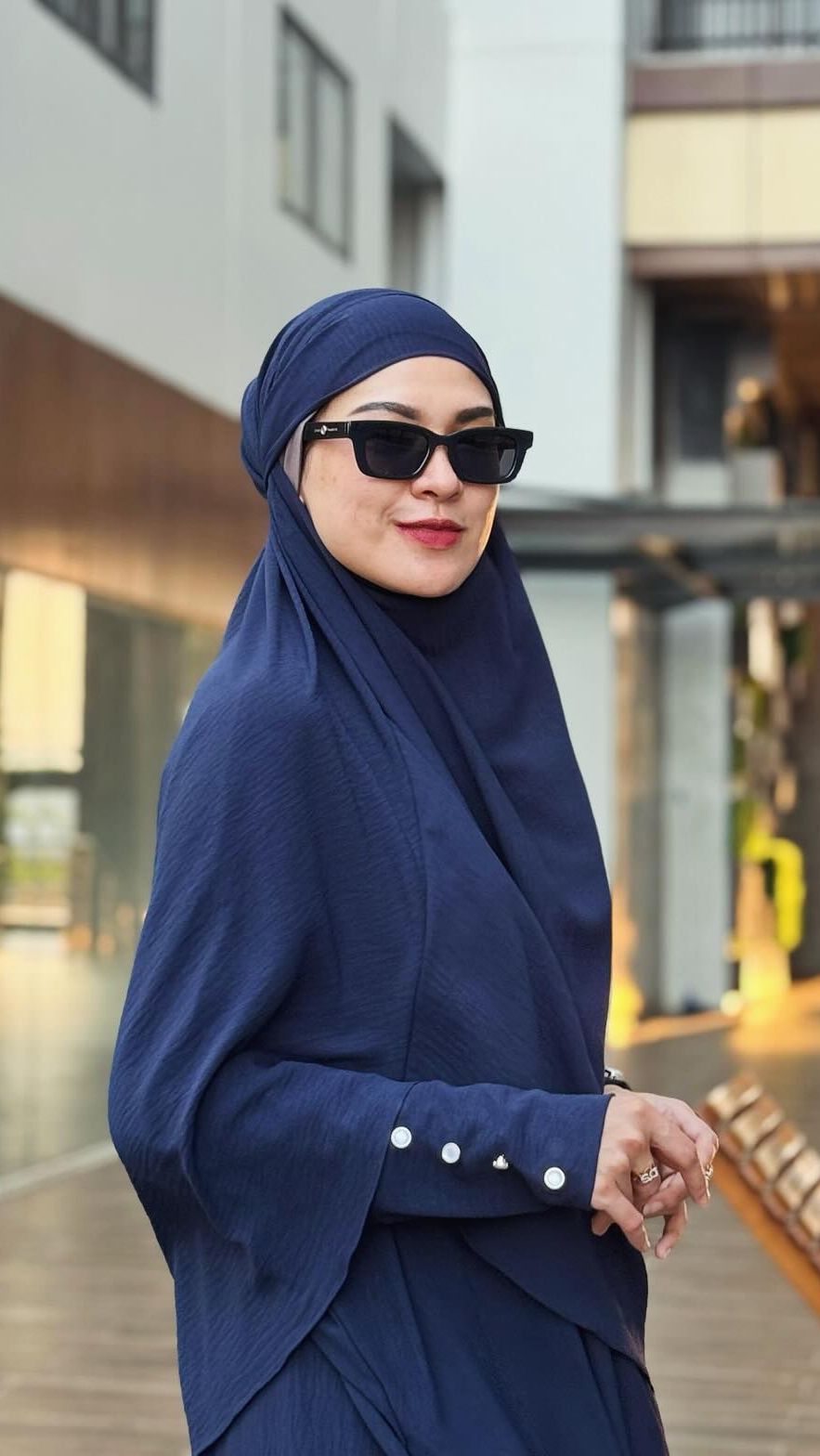 Menurut Delia, bisnis jual beli hewan kurban ini merupakan bisnis yang menjanjikan.