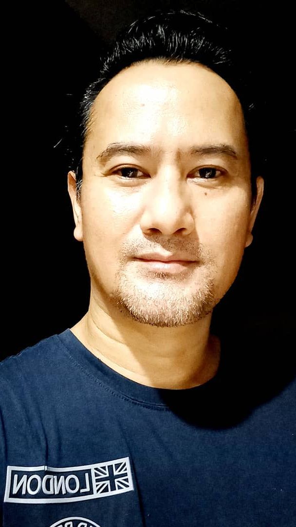 Menurut Mudjie, keponakannya itu tumbuh menjadi wanita yang kuat.