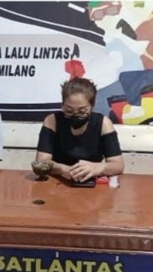 Aksi Nekat Wanita Bawa Kabur Polisi di Mobilnya Usai Kecelakaan di Suramadu