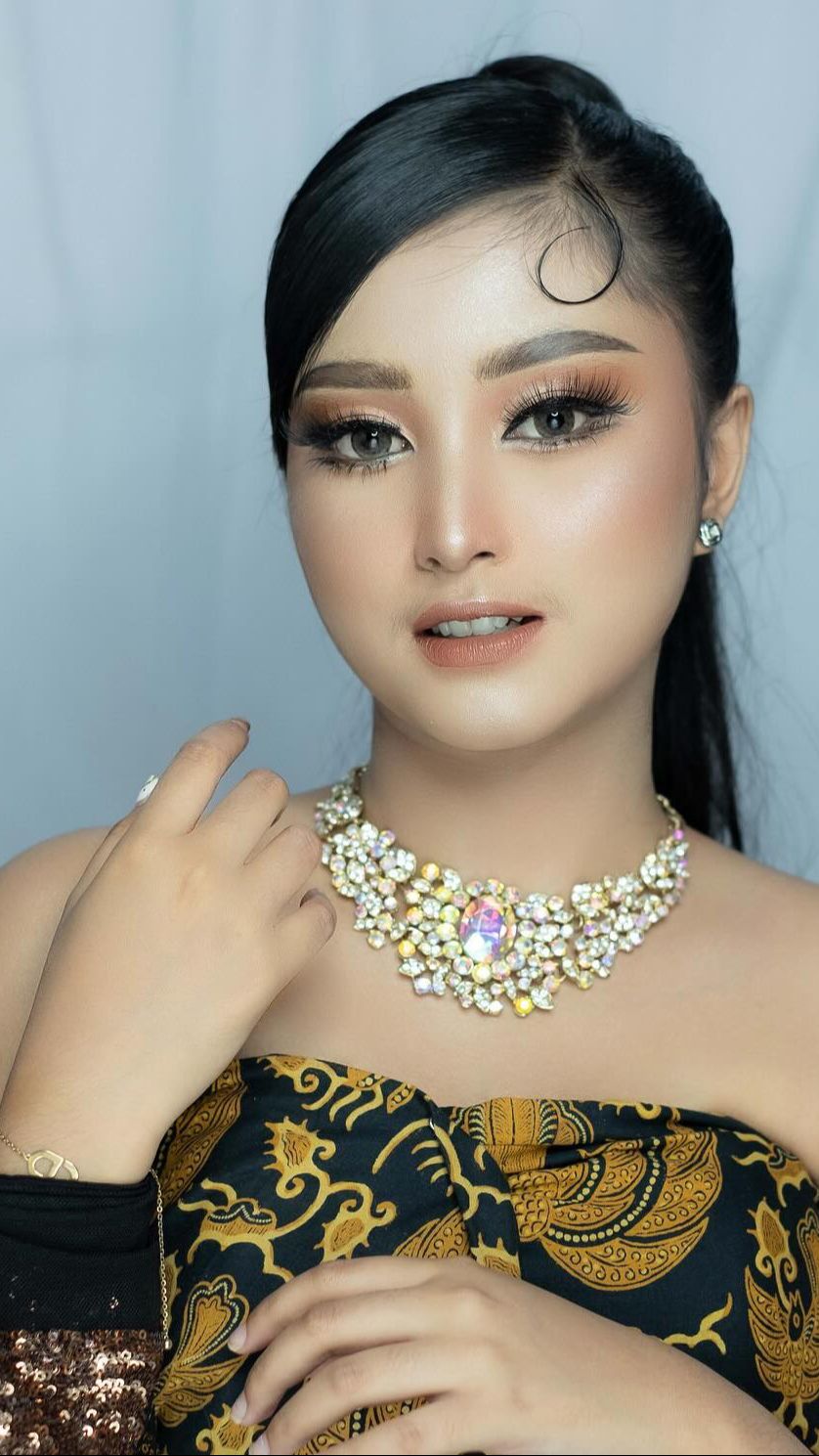 Sayangnya ia belum berhasil menjadi juara dalam ajang musik dangdut tersebut.