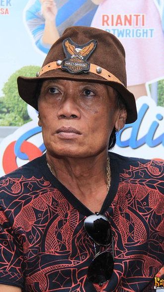 Dulu Sultan, 10 Artis ini Jatuh Miskin, Mantan Nia Ramadhani Sampai Tidur di Pinggir Rel Kereta