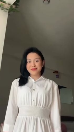 Terlebih sebelumnya, Nikita Mirzani tak ingin menganggap Lolly sebagai anaknya.