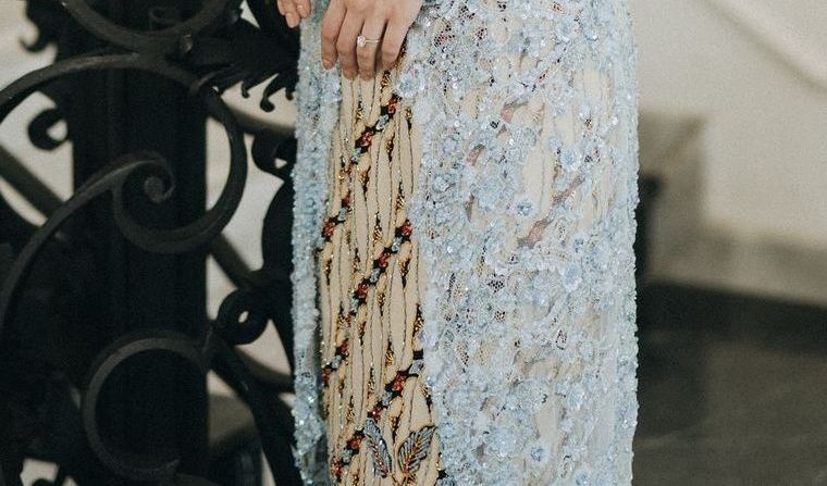 Dipadukan Kain Batik