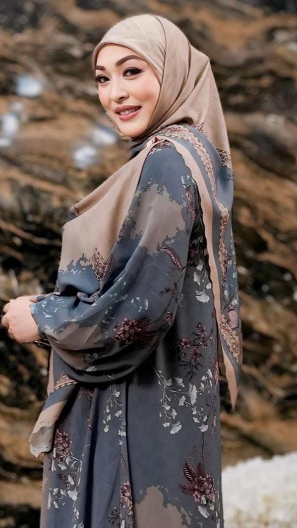 Angelina Sondakh Beri Pesan Haru untuk Aaliyah Massaid Usai Dilamar Thariq Halilintar