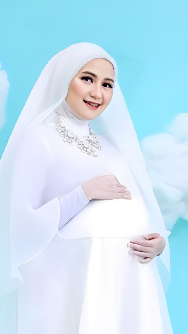 Perempuan Lakukan Foto Kehamilan Meski Belum Hamil Setelah Nikah 8 Tahun, Langsung Banjir Doa