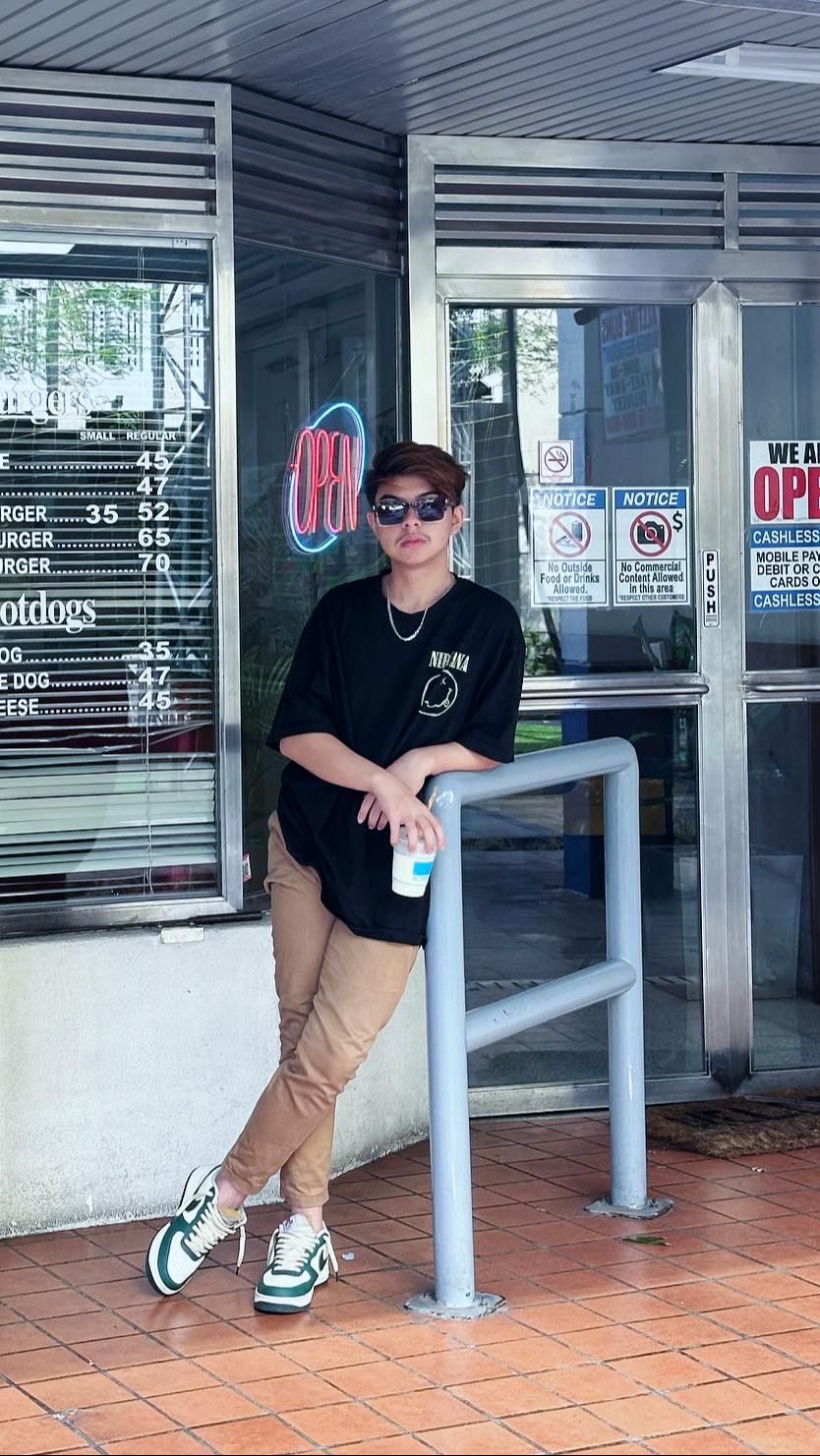 Ia memiliki bisnis kuliner bernama Sego Babat Cokro. Baim pun kerap ikut memasak meski ia sudah memiliki pegawai sendiri.