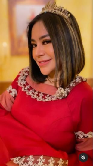 Potret Kemunculan Benda-Benda Aneh di Rumah Annisa Bahar, Sang Artis Takut Dikirim Santet
